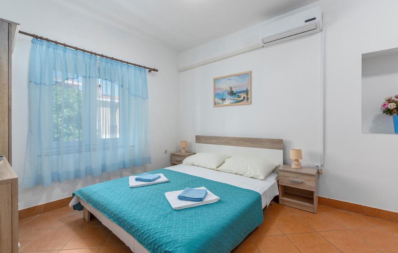 Apartments Stanko Fažana エクステリア 写真