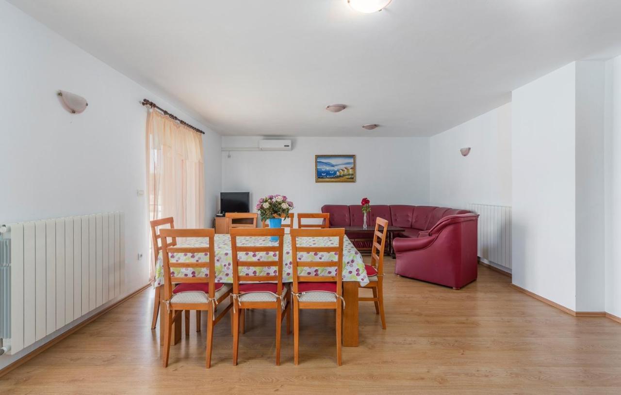 Apartments Stanko Fažana エクステリア 写真