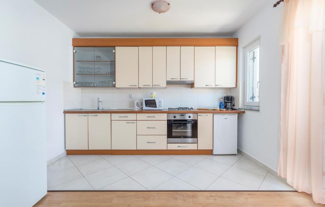 Apartments Stanko Fažana エクステリア 写真