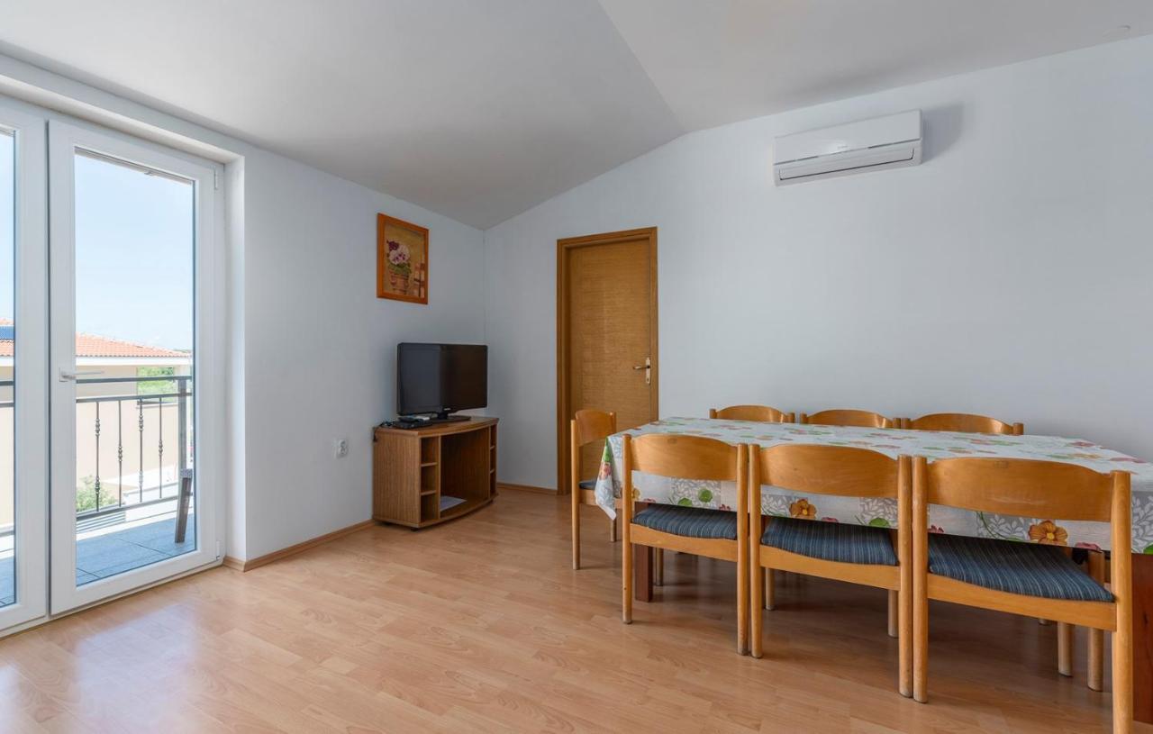 Apartments Stanko Fažana エクステリア 写真