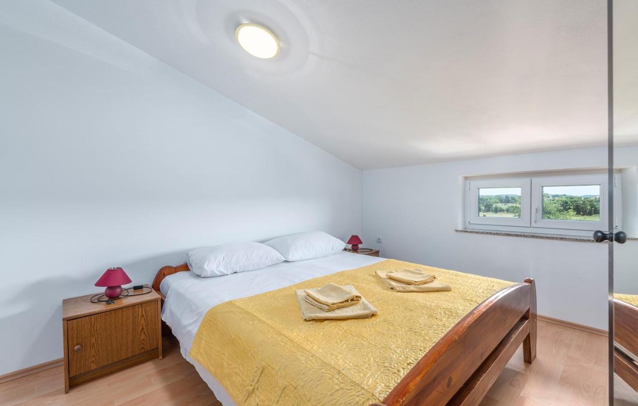 Apartments Stanko Fažana エクステリア 写真